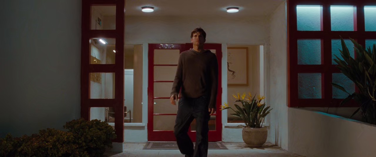 No Strings Attached (2011) BluRay Hindi + English 720p 10bit x265 HEVC HE-AAC 5.1 MSub.mkv.0001